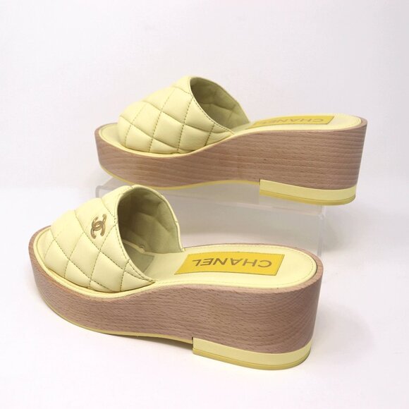 Chanel 38 Interlocking CC Logo Wood Sandal Mule Quilted Yellow Leather - Picture 6 of 15